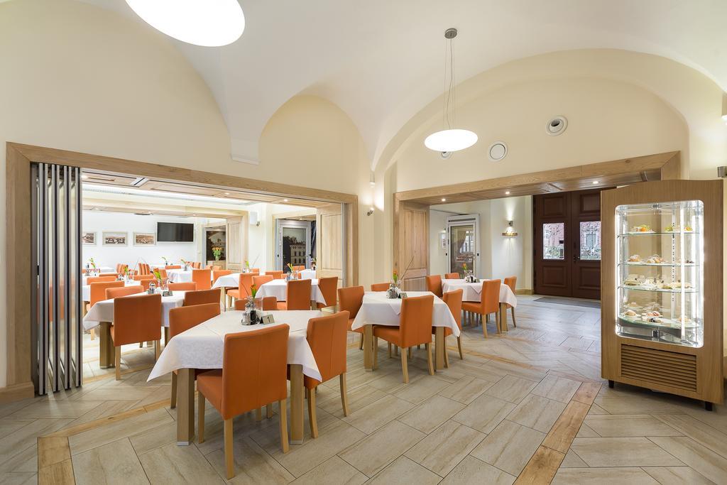 Dlugi Dom Hotel Jelenia Gora Exterior photo